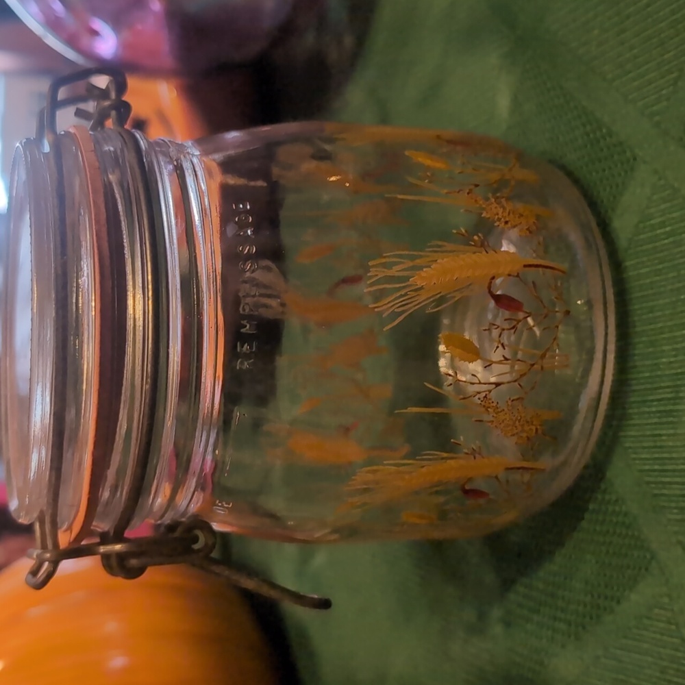 Retro Wheat Pattern Canister